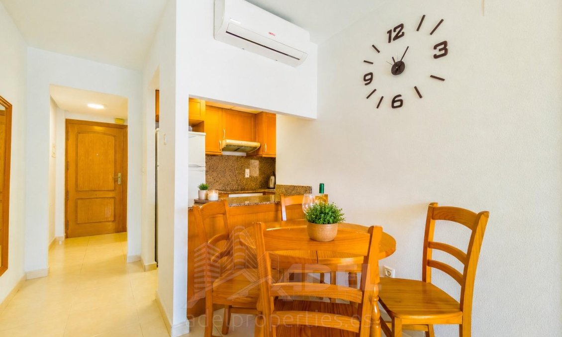 Revente - Appartement -
Torrevieja - Playa de los Locos