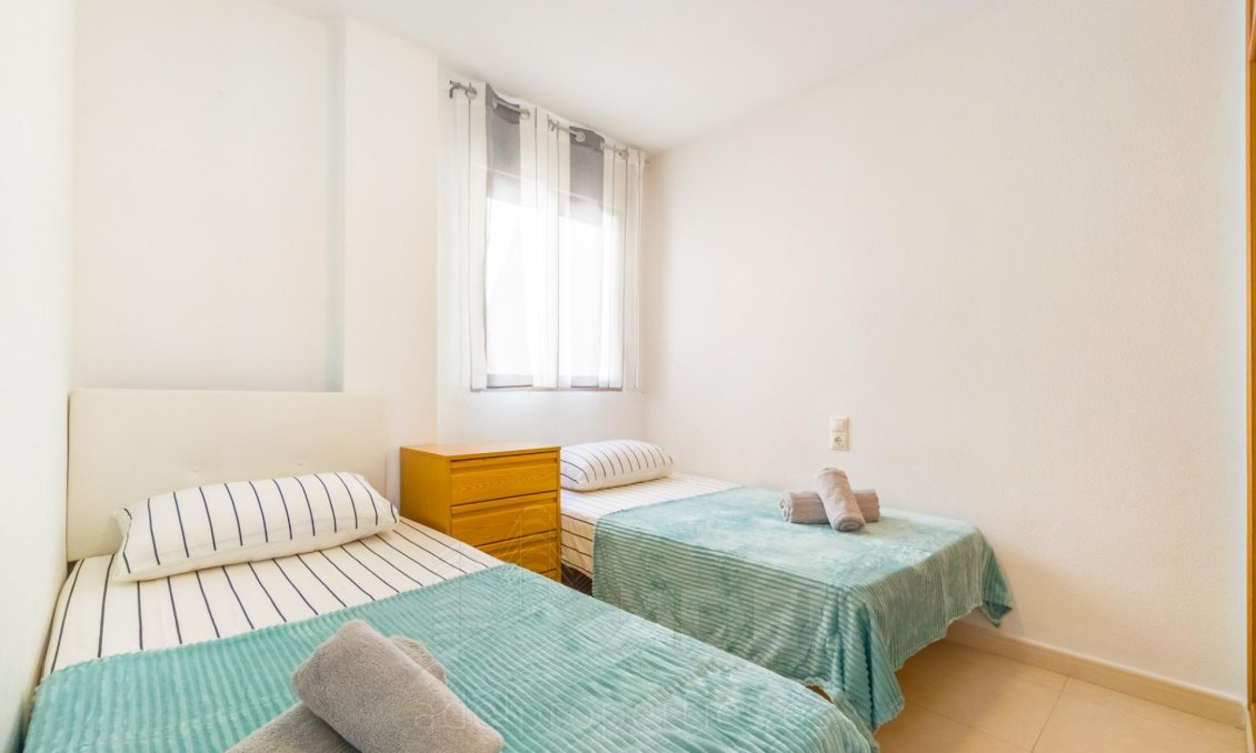 Revente - Appartement -
Torrevieja - Playa de los Locos