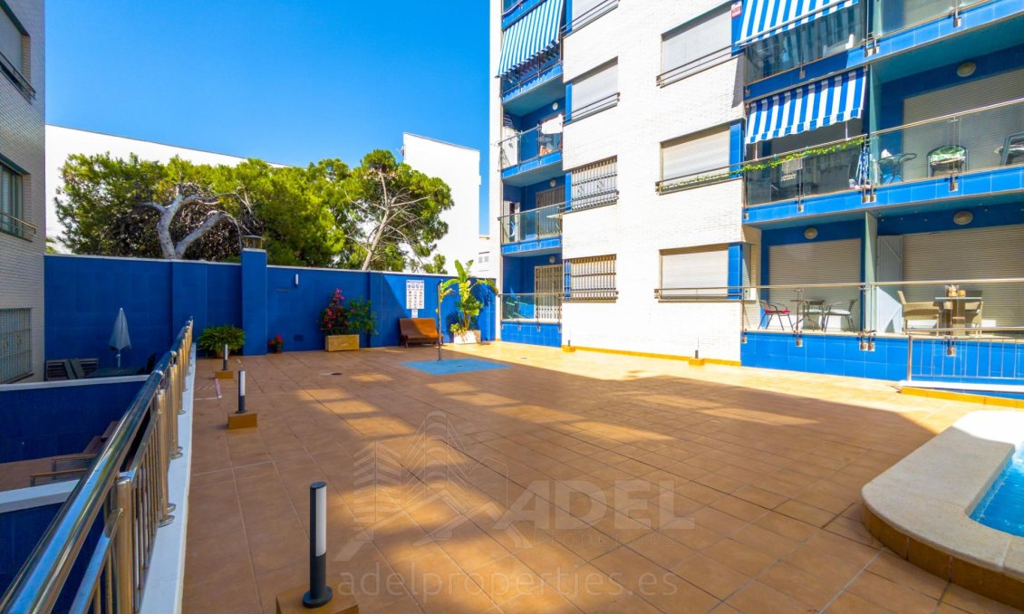 Revente - Appartement -
Torrevieja - Playa de los Locos