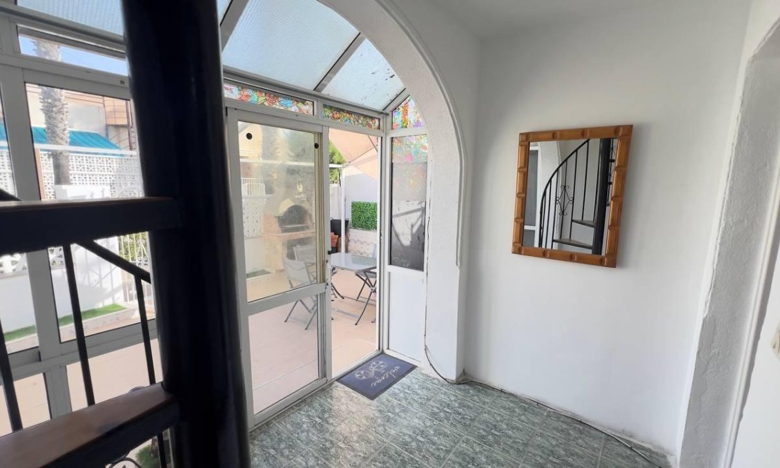 Használt Ingatlanok - Bungaló -
Torrevieja - Los Balcones