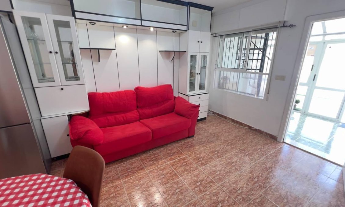 Használt Ingatlanok - Bungaló -
Torrevieja - Los Balcones