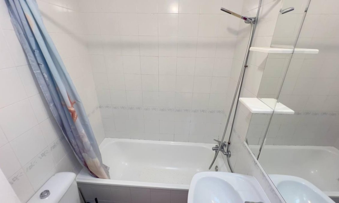 Használt Ingatlanok - Bungaló -
Torrevieja - Los Balcones