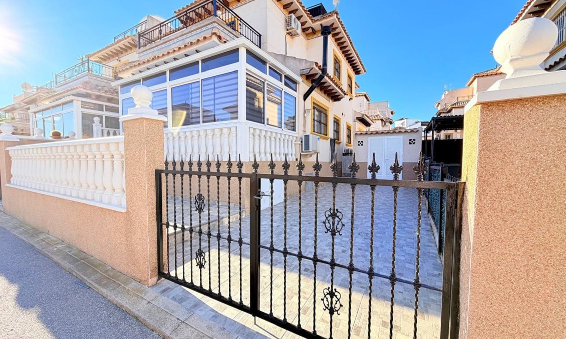 Wiederverkauf - Stadthaus -
Orihuela Costa - Las Filipinas
