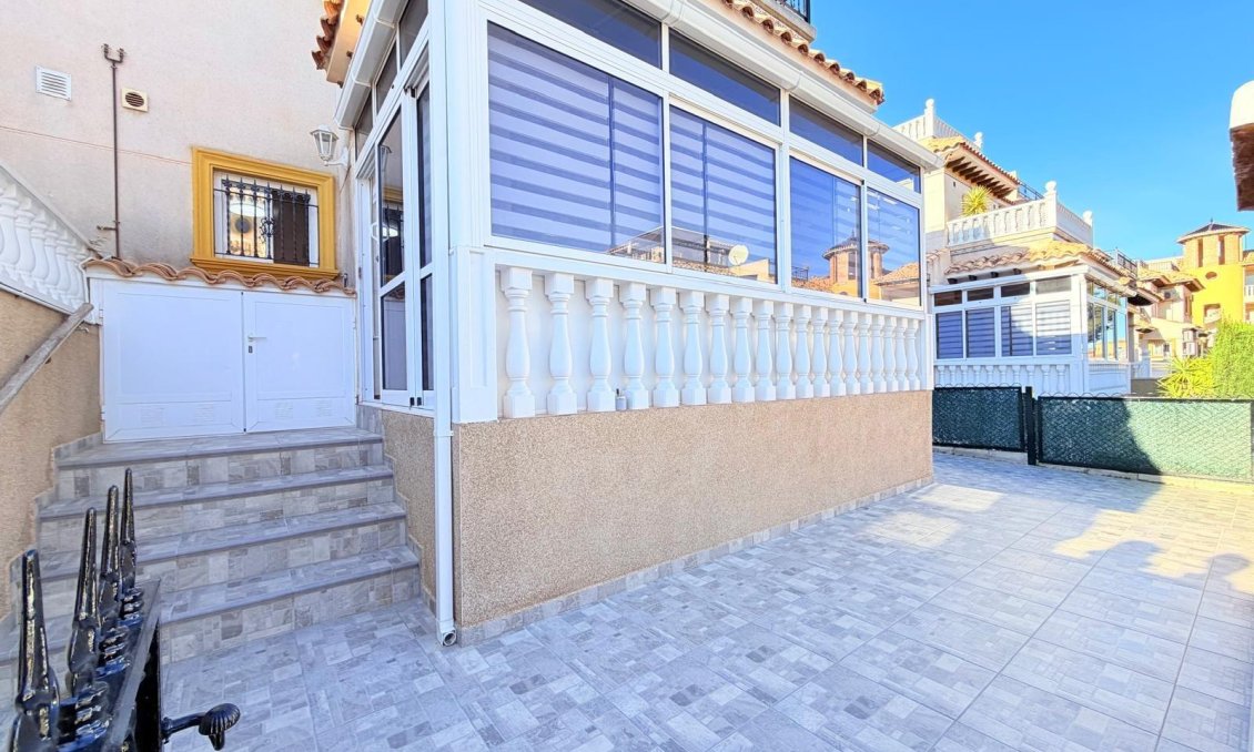 Wiederverkauf - Stadthaus -
Orihuela Costa - Las Filipinas