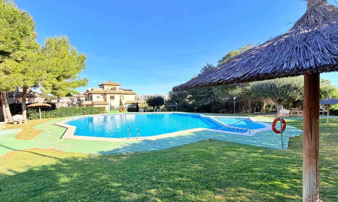 Wiederverkauf - Stadthaus -
Orihuela Costa - Las Filipinas