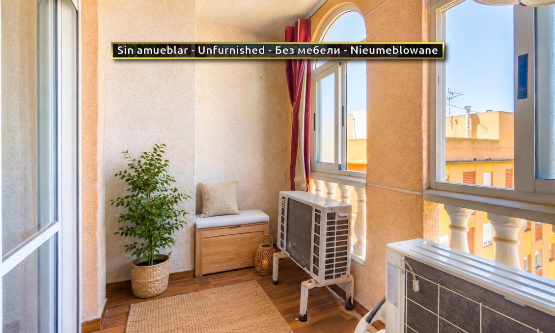 Wiederverkauf - Wohnung -
Torrevieja - PARQUE DE LAS NACIONES