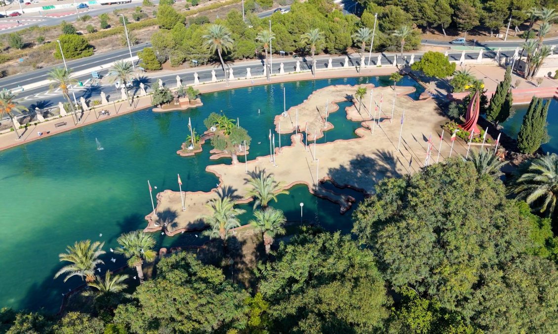 Wiederverkauf - Wohnung -
Torrevieja - PARQUE DE LAS NACIONES