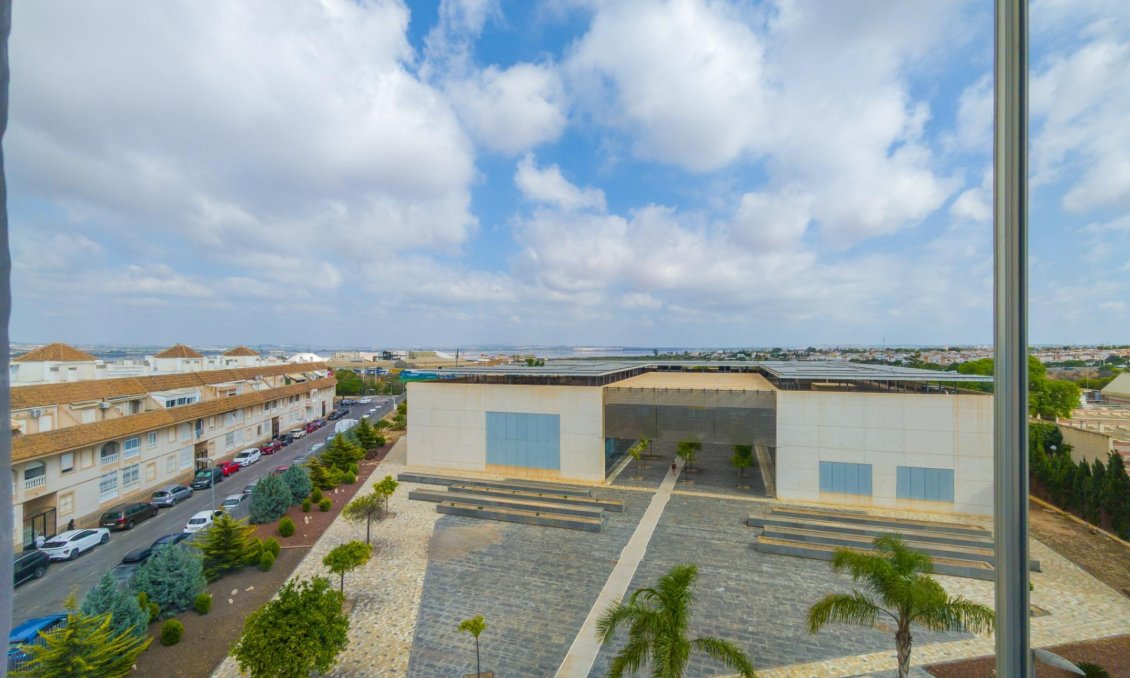 Resale - Apartment -
Torrevieja - Acequion