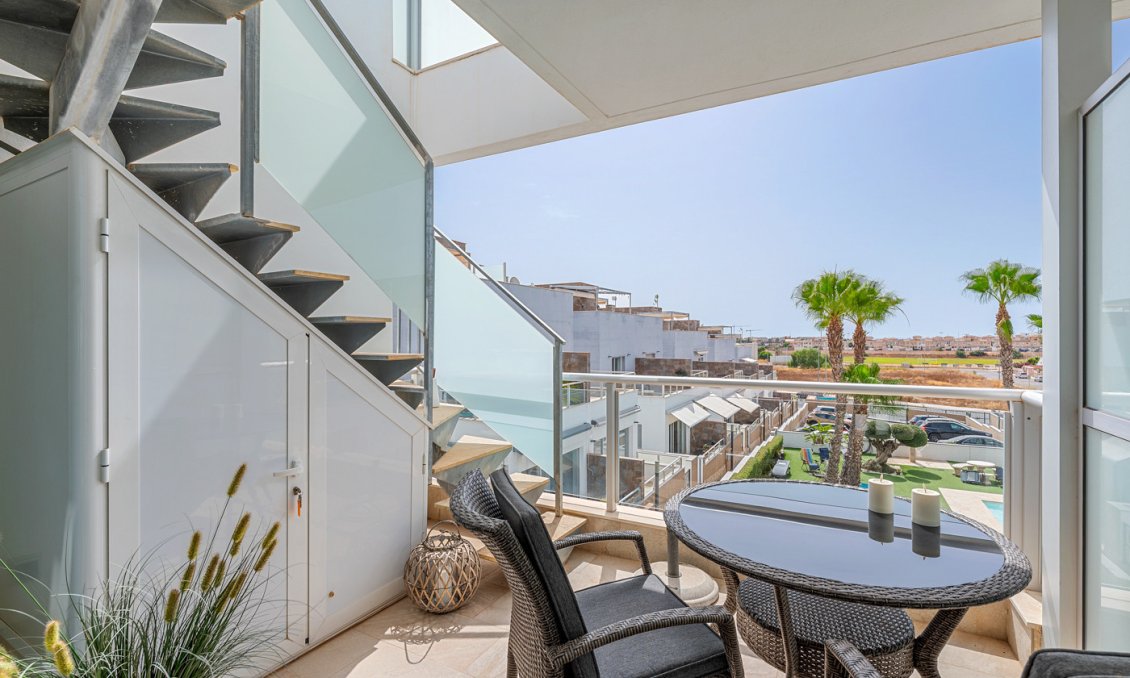 Wiederverkauf - Bungalow -
Orihuela Costa - Costa Blanca