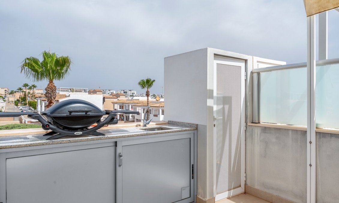 Wiederverkauf - Bungalow -
Orihuela Costa - Costa Blanca
