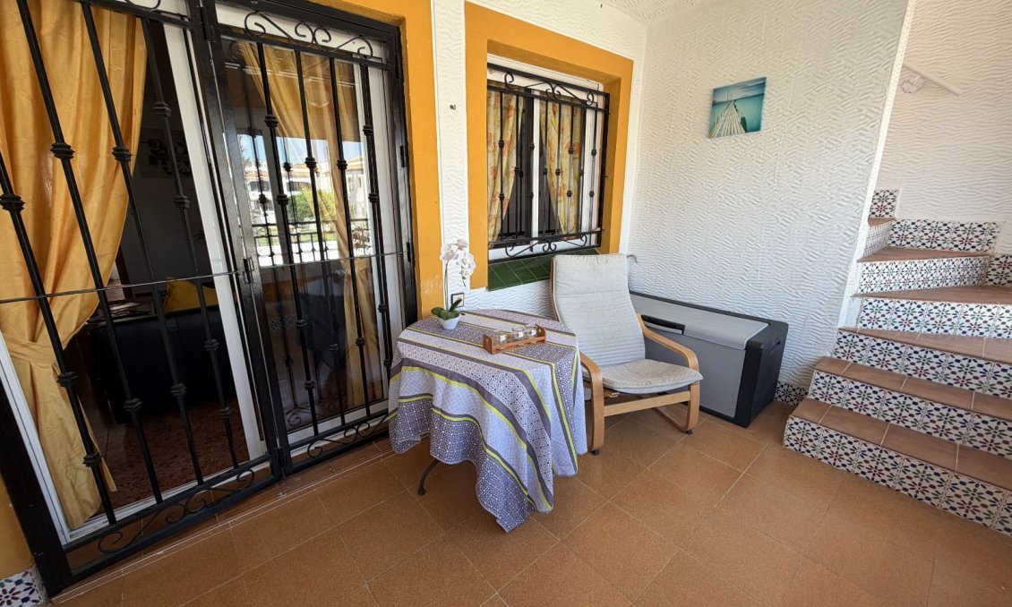 Segunda mano - Apartamento -
Orihuela - Inland