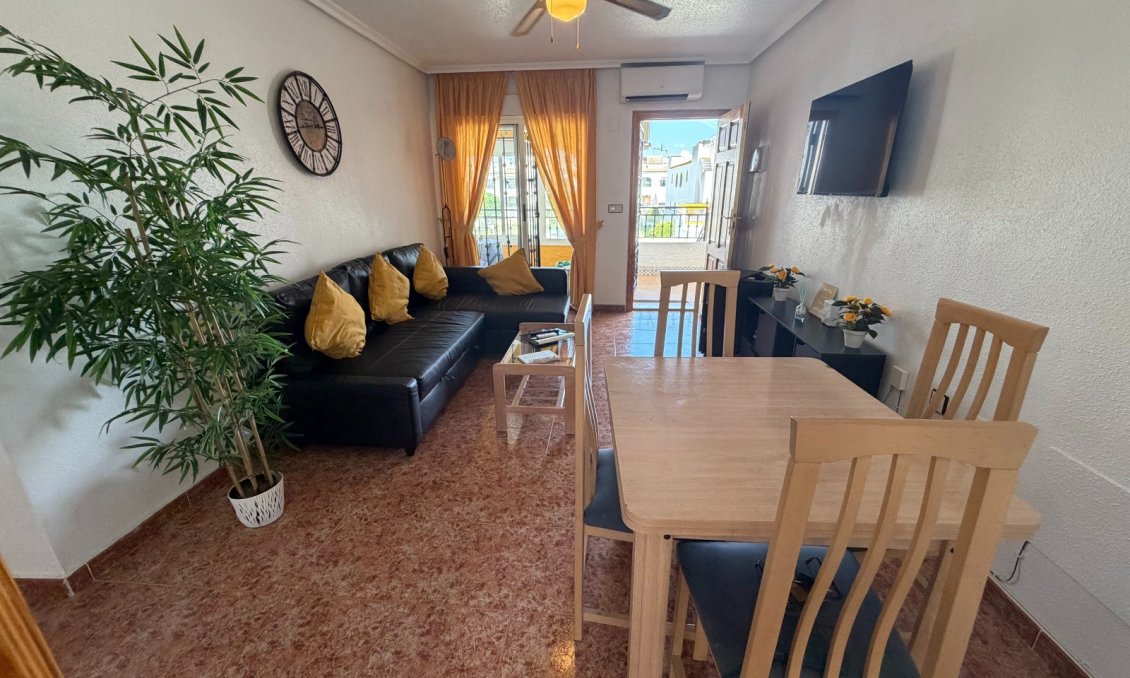 Segunda mano - Apartamento -
Orihuela - Inland