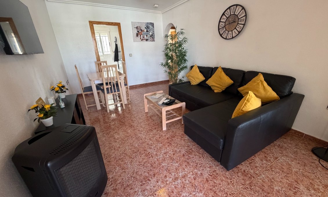 Segunda mano - Apartamento -
Orihuela - Inland