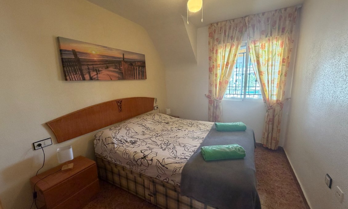 Segunda mano - Apartamento -
Orihuela - Inland