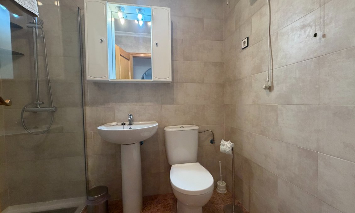 Segunda mano - Apartamento -
Orihuela - Inland