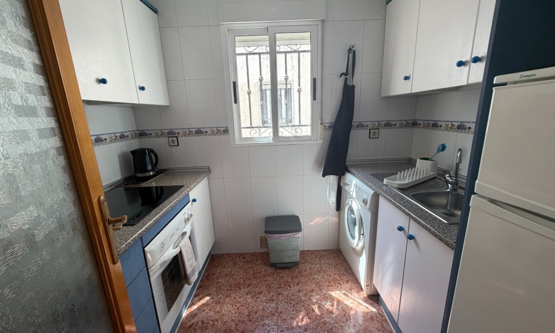 Segunda mano - Apartamento -
Orihuela - Inland