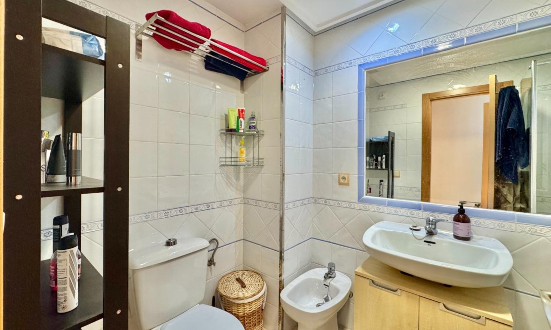 Segunda mano - Apartamento -
Orihuela Costa - Altos De Campoamor