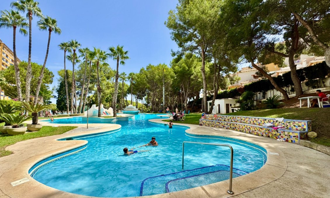 Segunda mano - Apartamento -
Orihuela Costa - Altos De Campoamor