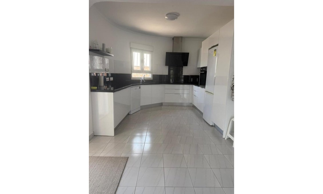 Segunda mano - Villa -
Ciudad Quesada - Costa Blanca