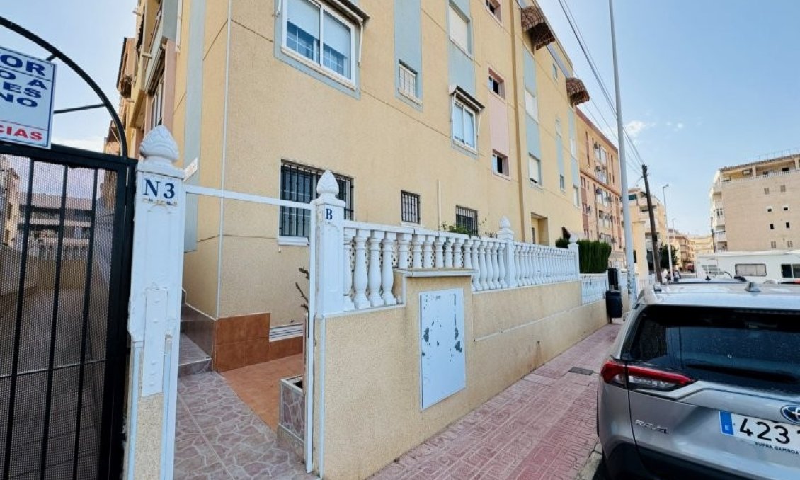 Resale - Apartment -
La Mata - Costa Blanca