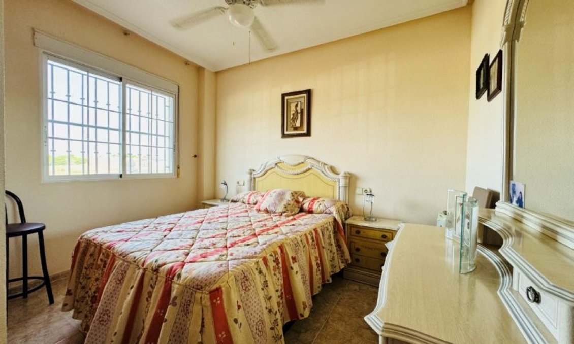 Resale - Apartment -
La Mata - Costa Blanca
