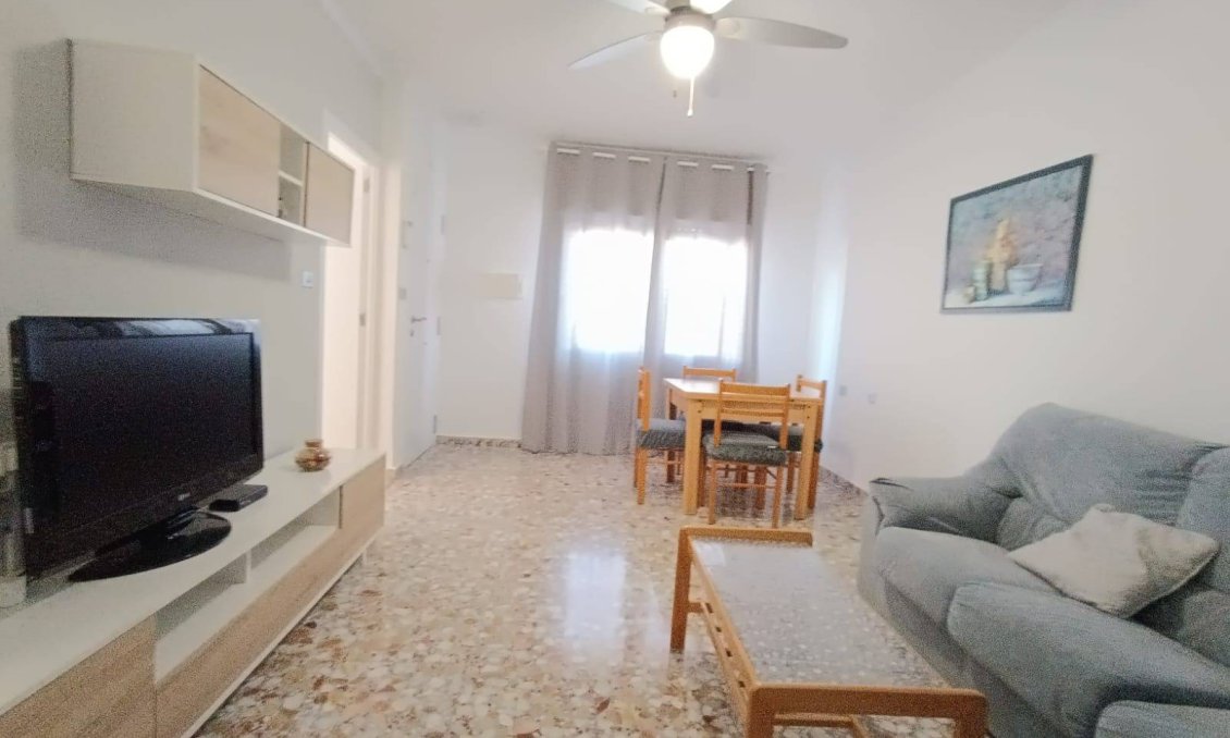 Wiederverkauf - Villa / Doppelhaushälfte -
San Pedro del Pinatar - Los Cuarteros