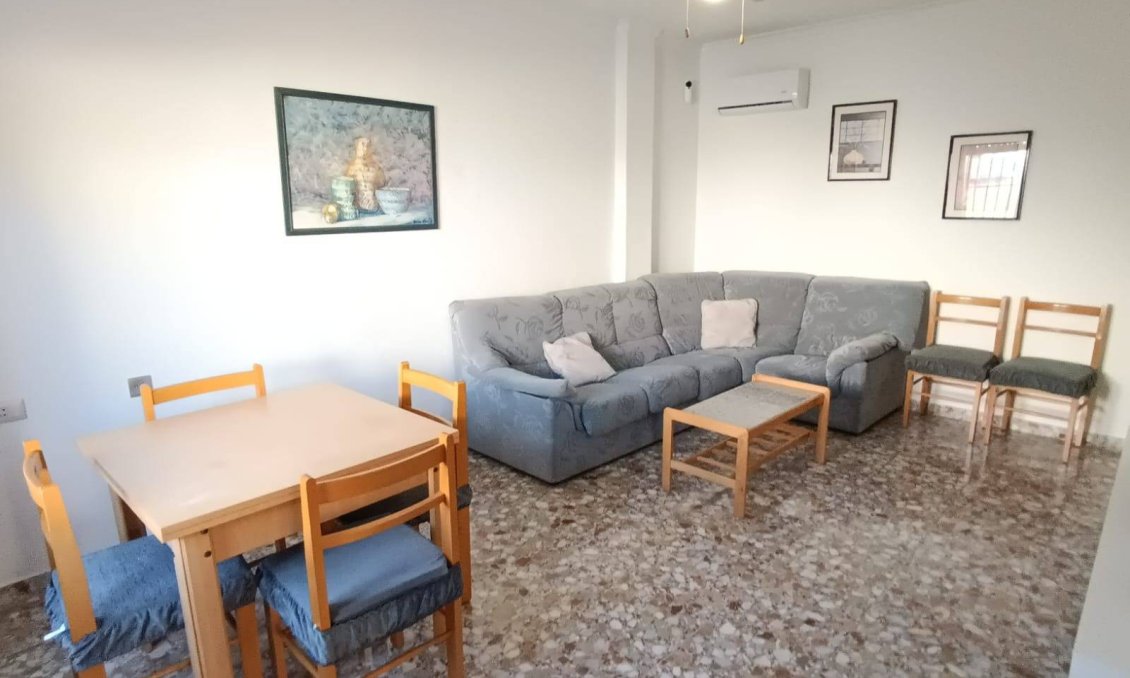 Wiederverkauf - Villa / Doppelhaushälfte -
San Pedro del Pinatar - Los Cuarteros