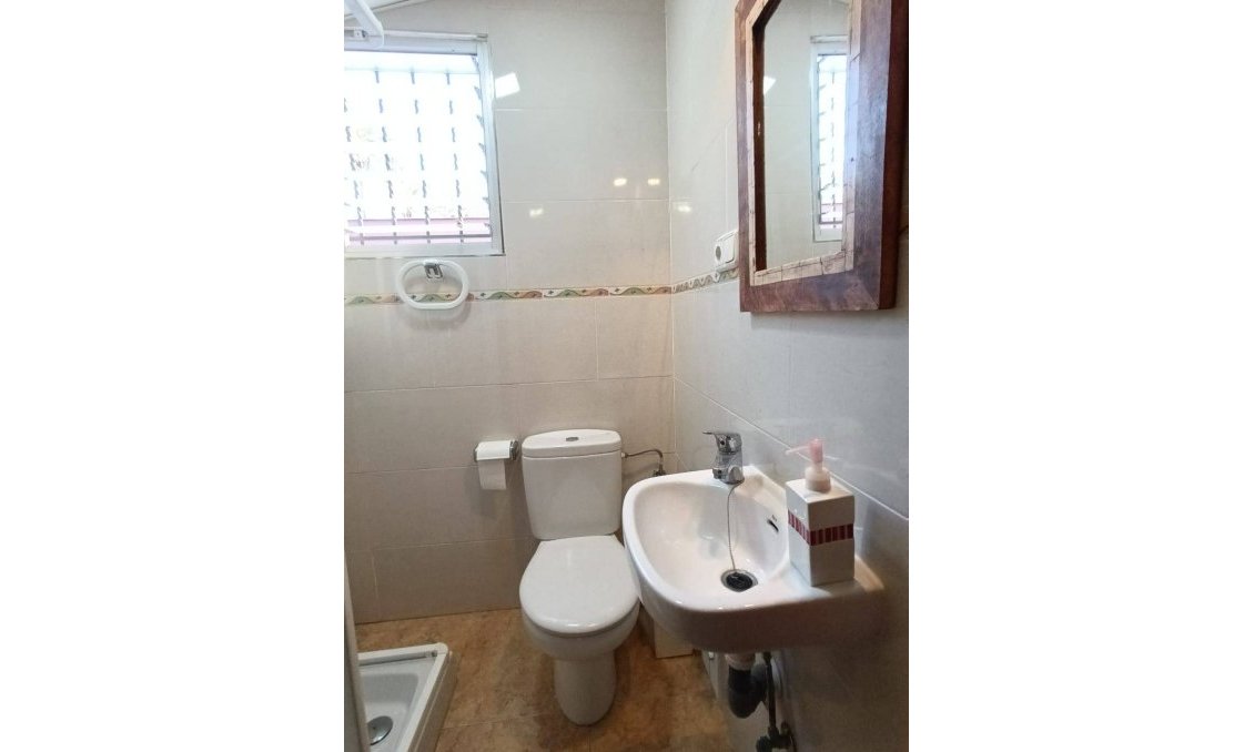 Wiederverkauf - Villa / Doppelhaushälfte -
San Pedro del Pinatar - Los Cuarteros