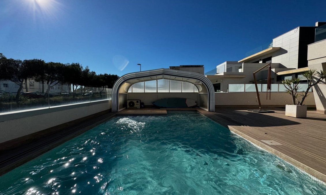 Segunda mano - Villa -
Orihuela Costa - Campoamor