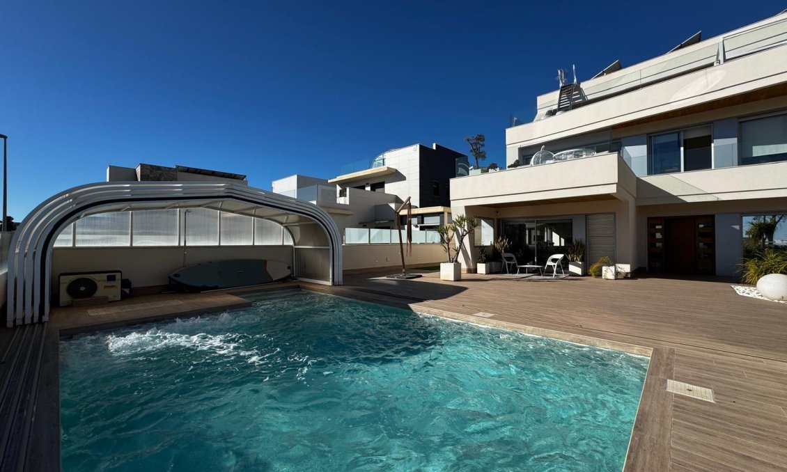 Segunda mano - Villa -
Orihuela Costa - Campoamor