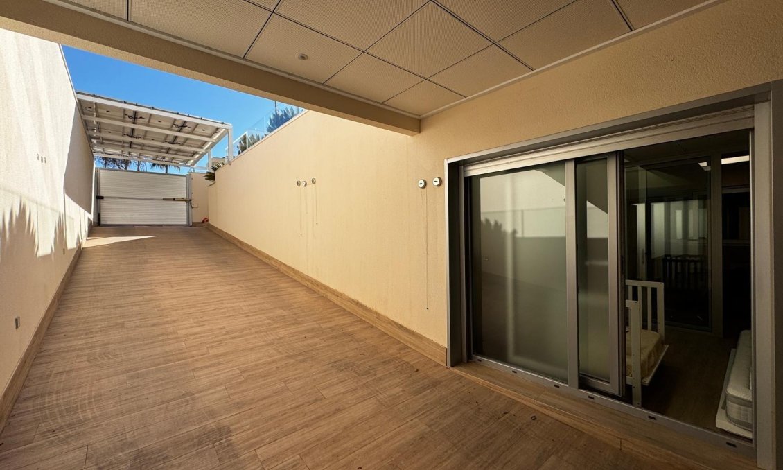 Segunda mano - Villa -
Orihuela Costa - Campoamor