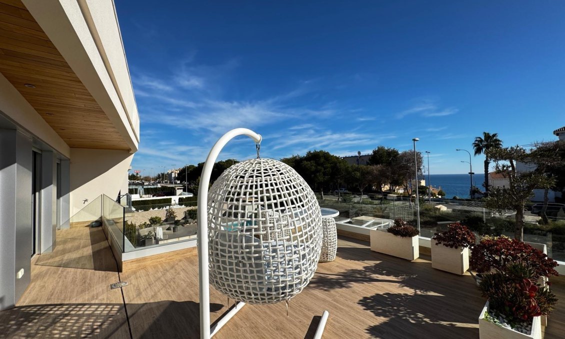 Segunda mano - Villa -
Orihuela Costa - Campoamor