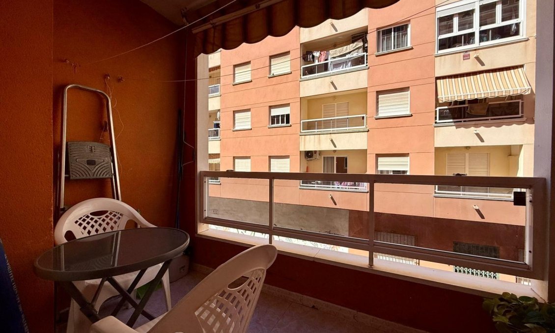Segunda mano - Apartamento -
Torrevieja - Curva Del Palangre
