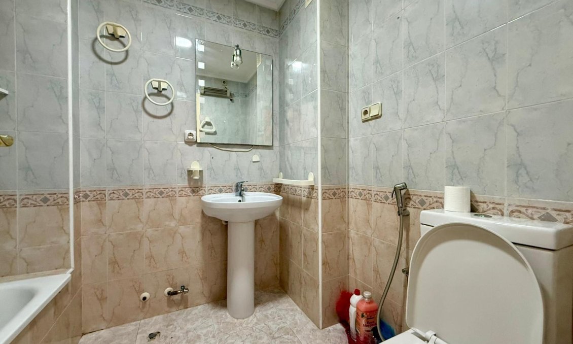Segunda mano - Apartamento -
Torrevieja - Curva Del Palangre