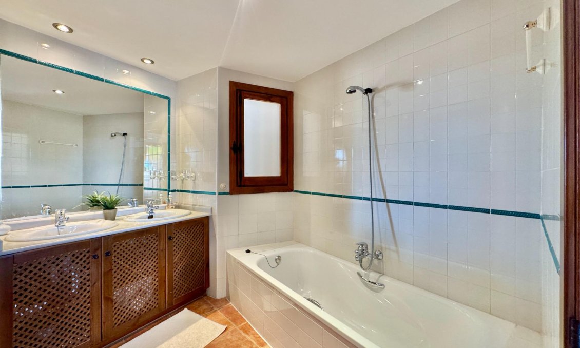Segunda mano - Apartamento -
Torrevieja - Punta Prima