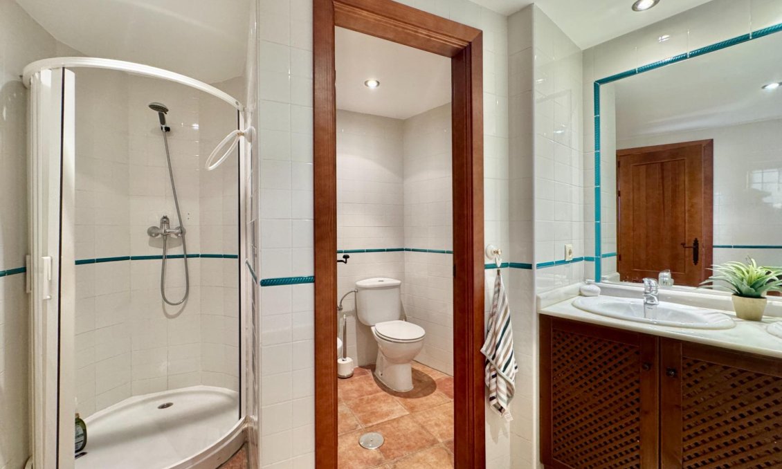 Segunda mano - Apartamento -
Torrevieja - Punta Prima