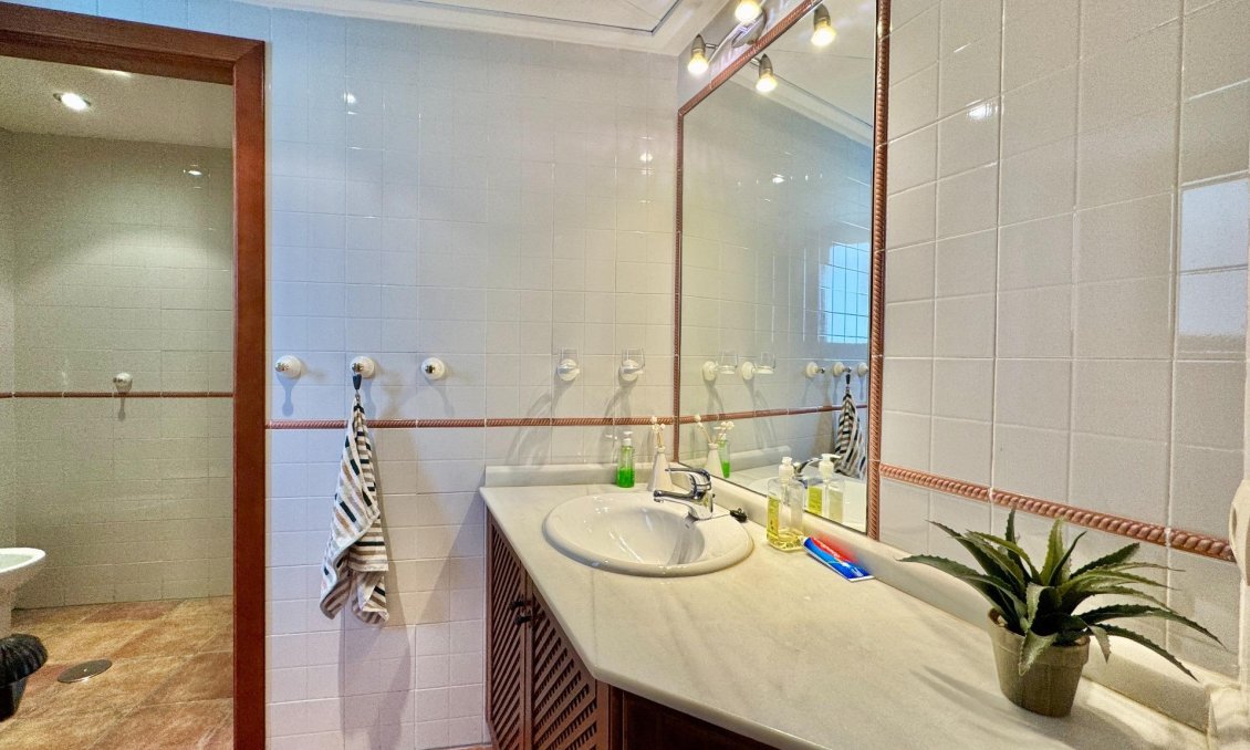 Segunda mano - Apartamento -
Torrevieja - Punta Prima