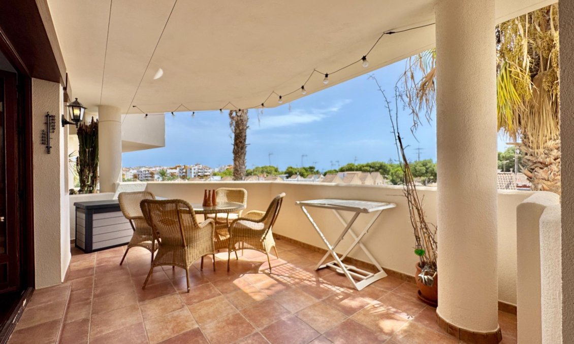 Segunda mano - Apartamento -
Torrevieja - Punta Prima