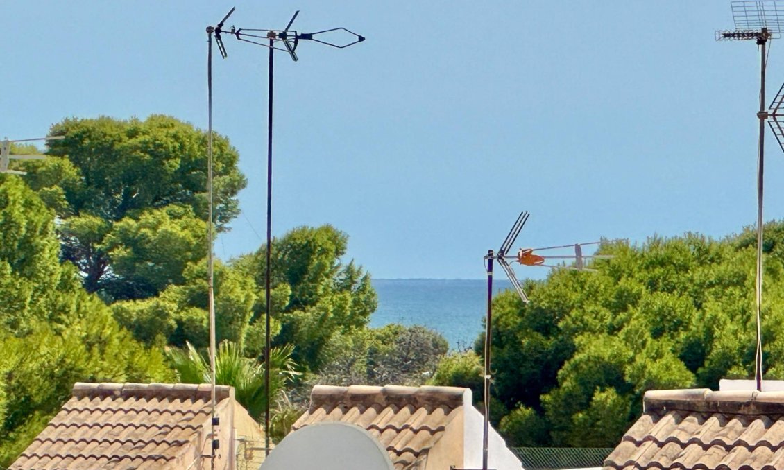 Segunda mano - Apartamento -
Torrevieja - Punta Prima