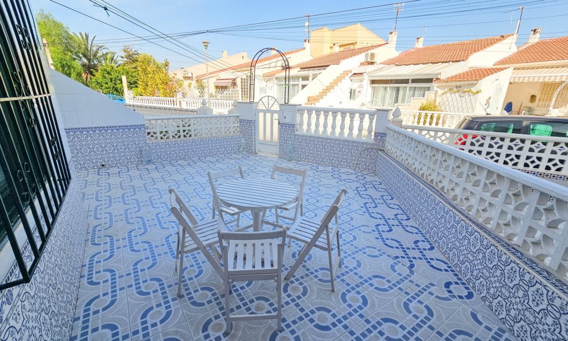 Segunda mano - Bungalow -
Torrevieja - Torretas