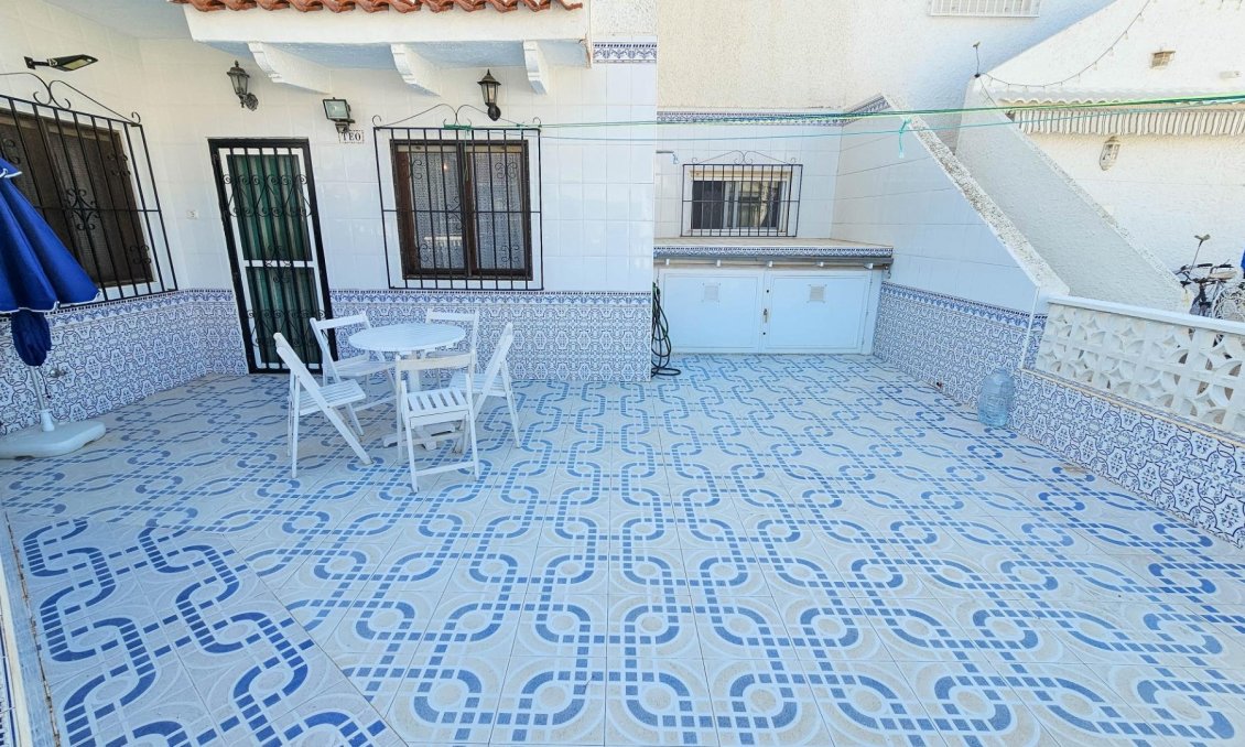 Segunda mano - Bungalow -
Torrevieja - Torretas