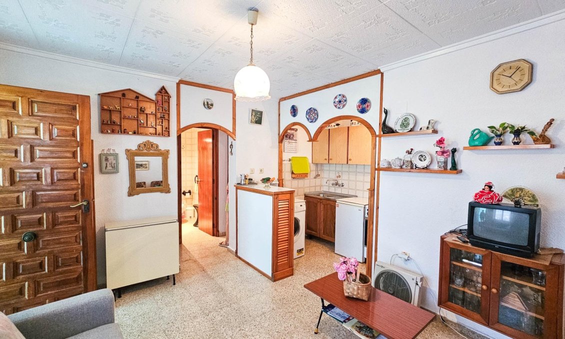 Segunda mano - Bungalow -
Torrevieja - Torretas