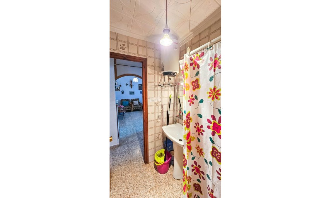 Segunda mano - Bungalow -
Torrevieja - Torretas