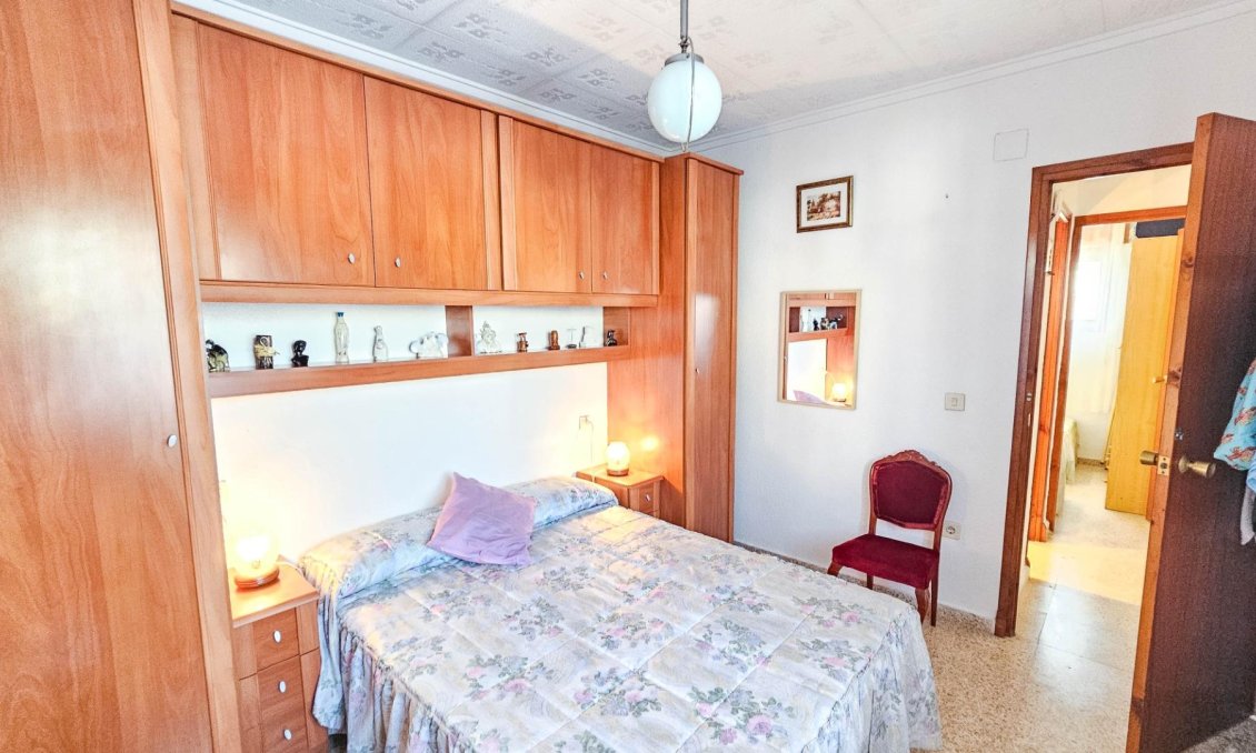 Segunda mano - Bungalow -
Torrevieja - Torretas
