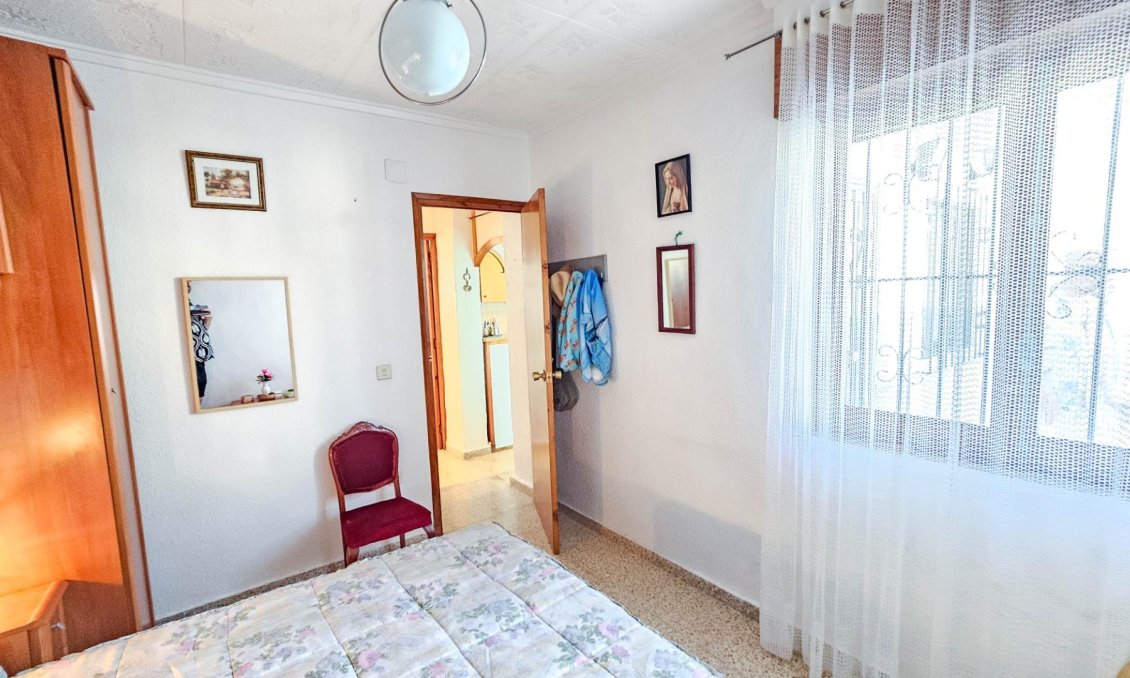 Segunda mano - Bungalow -
Torrevieja - Torretas
