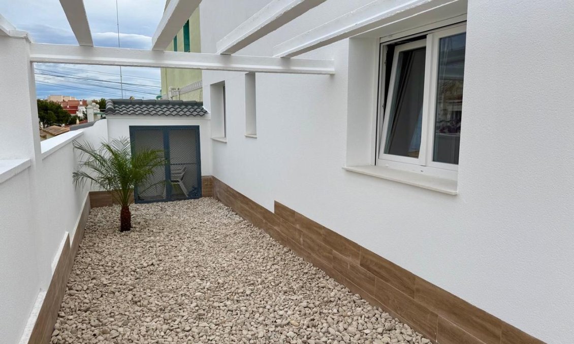 Használt Ingatlanok - Bungaló -
Ciudad Quesada - Costa Blanca