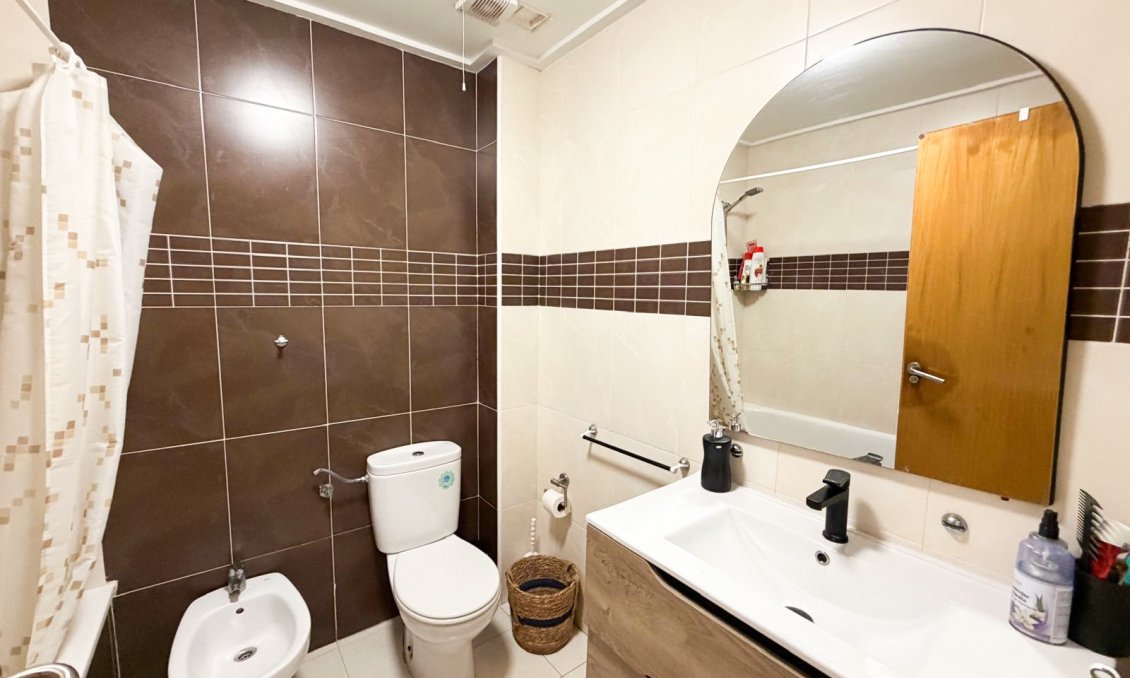 Revente - Appartement -
Torrevieja - Costa Blanca