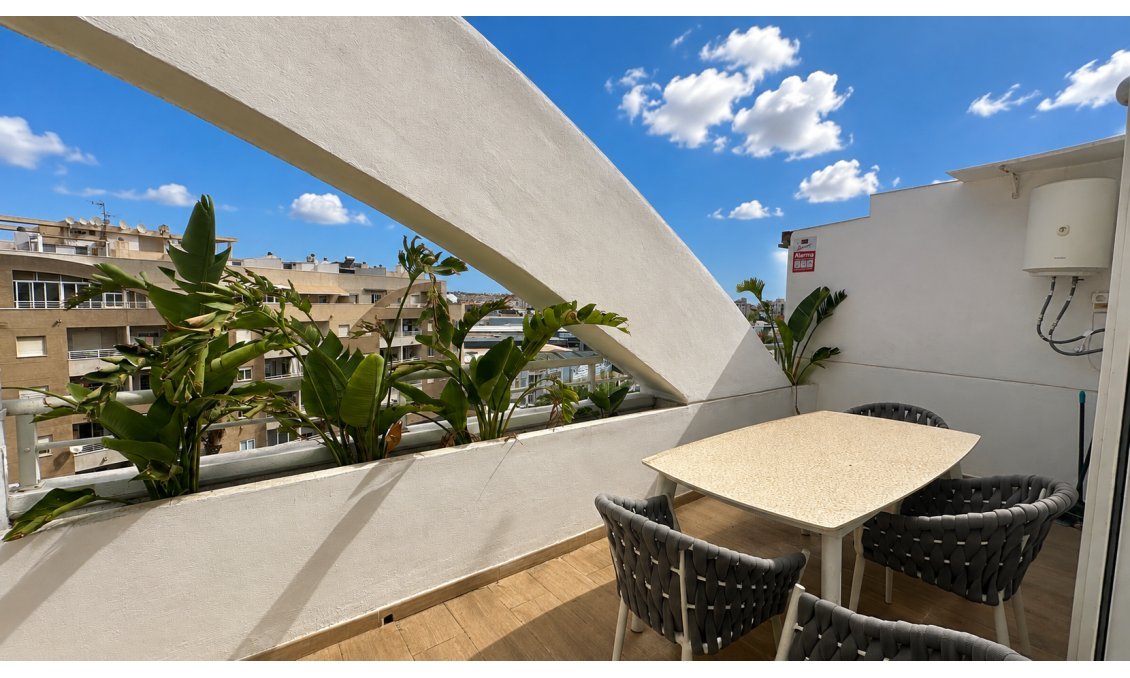 Wiederverkauf - Wohnung -
Torrevieja - Costa Blanca