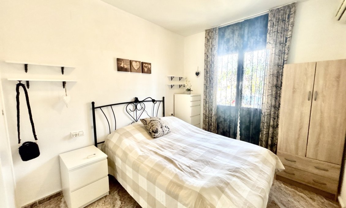 Revente - Appartement -
La Zenia - Costa Blanca