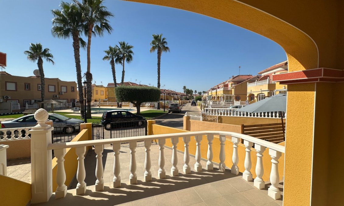 Segunda mano - Adosado -
Orihuela Costa - Costa Blanca